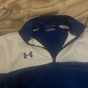 Women long sleeve out wear Under Armour.